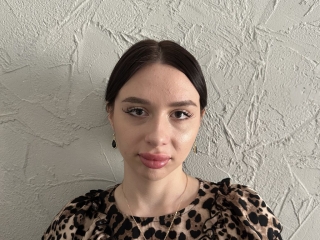 Webcam sex met Carolinagone