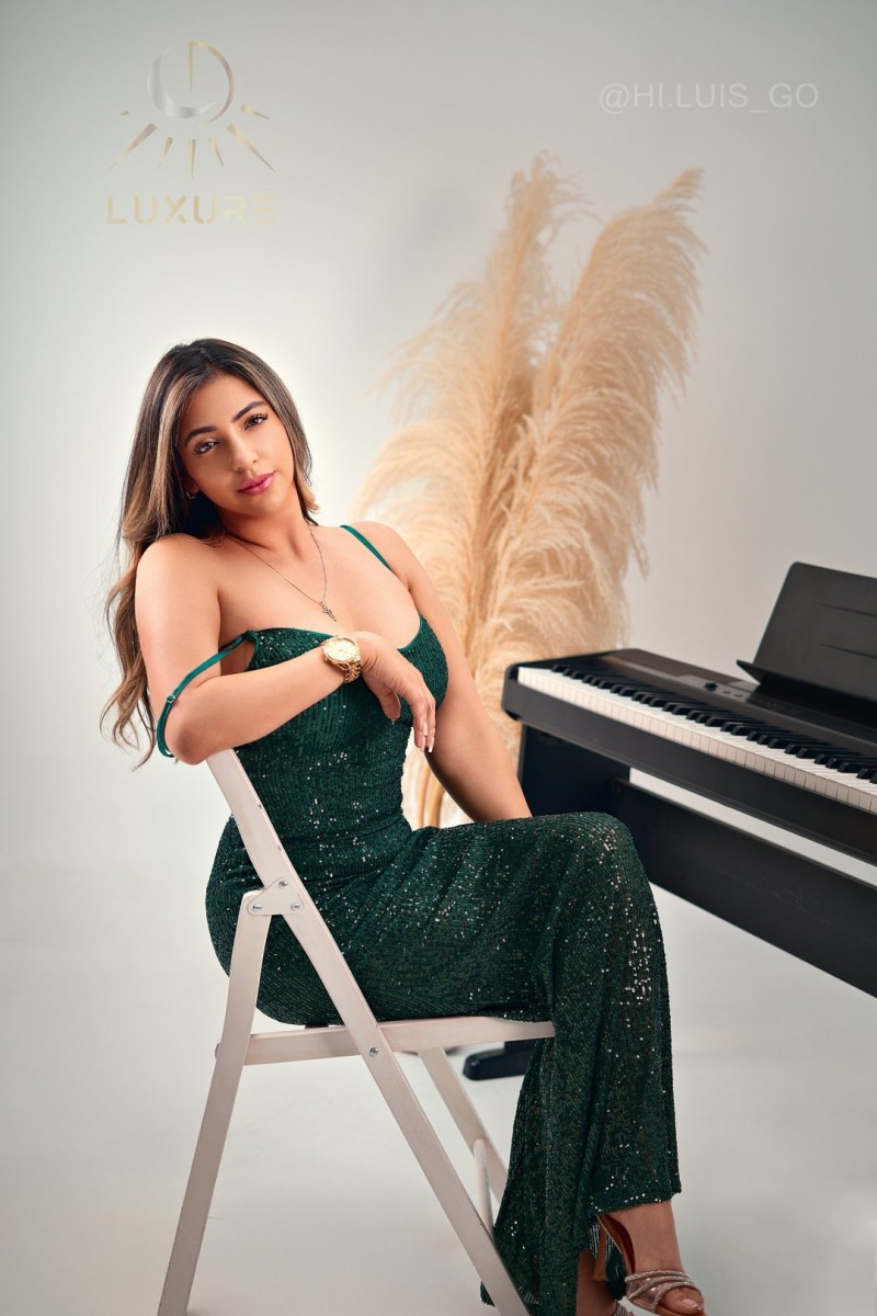 Perfil con Carolinagrey18 - Imagen  n°1