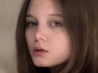 Sexo por webcam con Carolinahribar