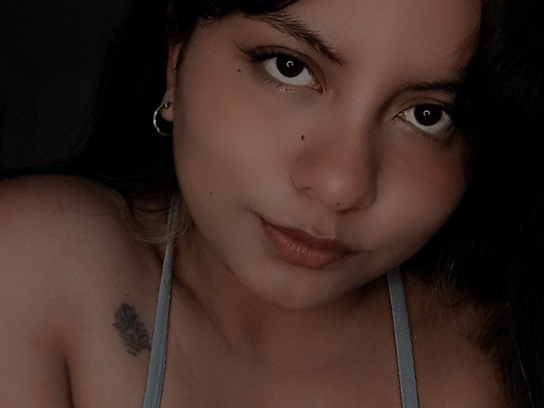 Carolinamendez21's profile - Image n°0