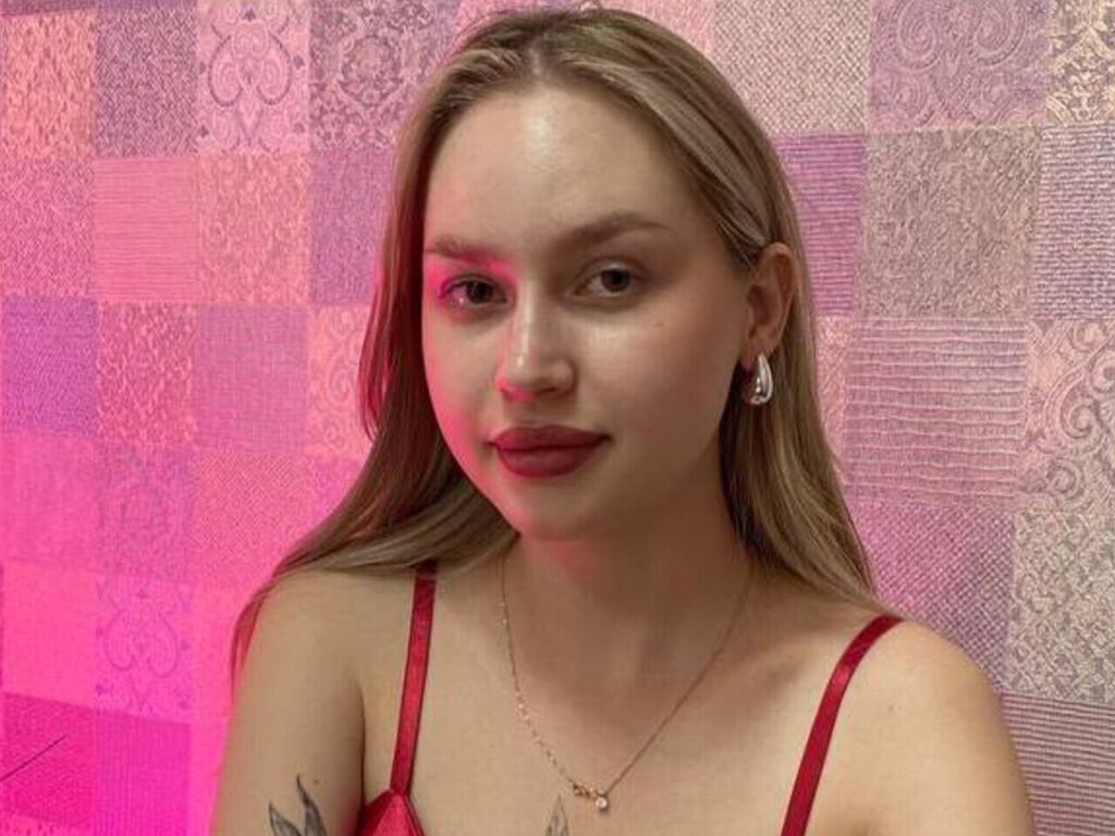 Carolinecoxy's profile - Image n°0