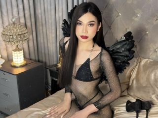 Sexo por webcam con Carolinemortis