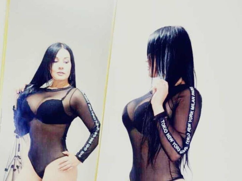 Carolinetoro's profile - Image n°2