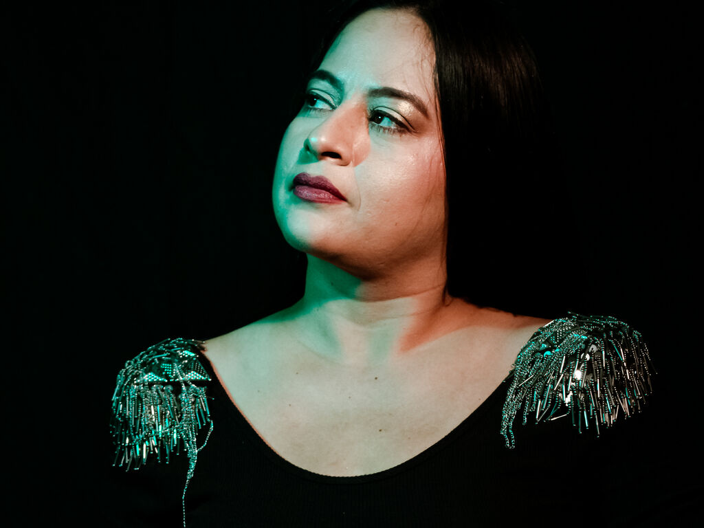Casandrathompson's profile - Image n°1