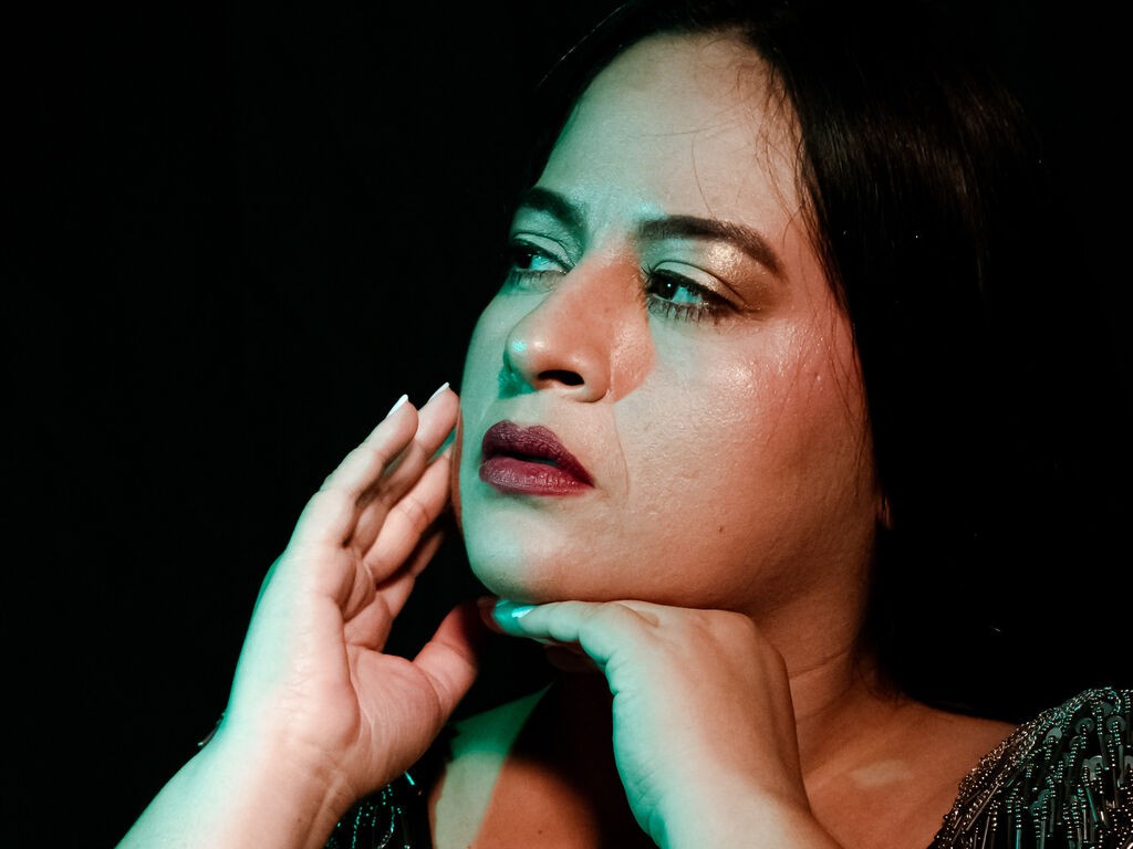 Cassandratomson's profile - Image n°0