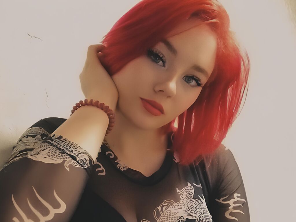 Cassiebrook's profile - Image n°1