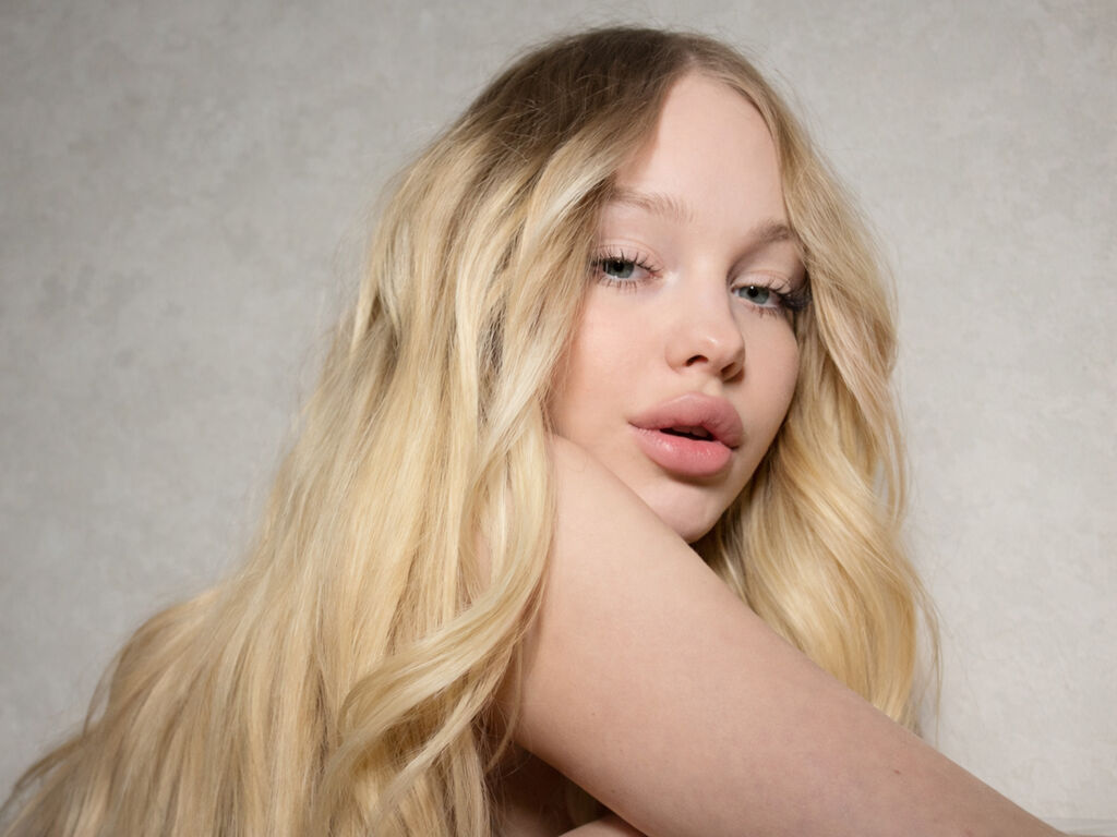 Cassiethompson's profile - Image n°1