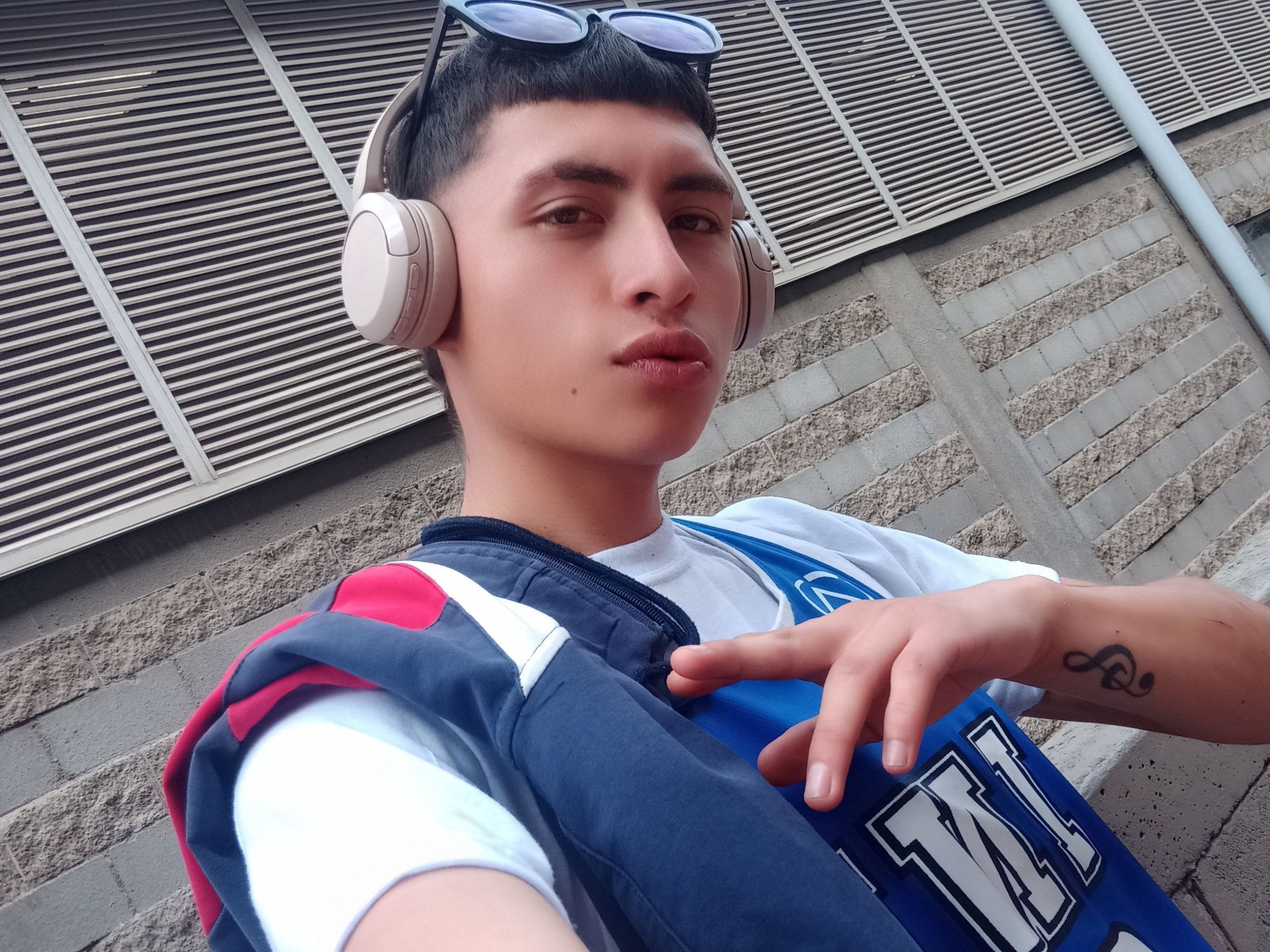 Cassiusxmenx's profile - Image n°0