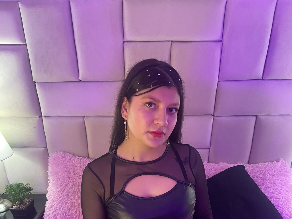 Catalinajenkins's profile - Image n°1