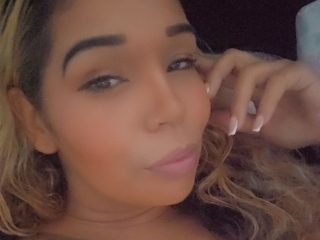 Sexo por webcam con Catamelgirl82