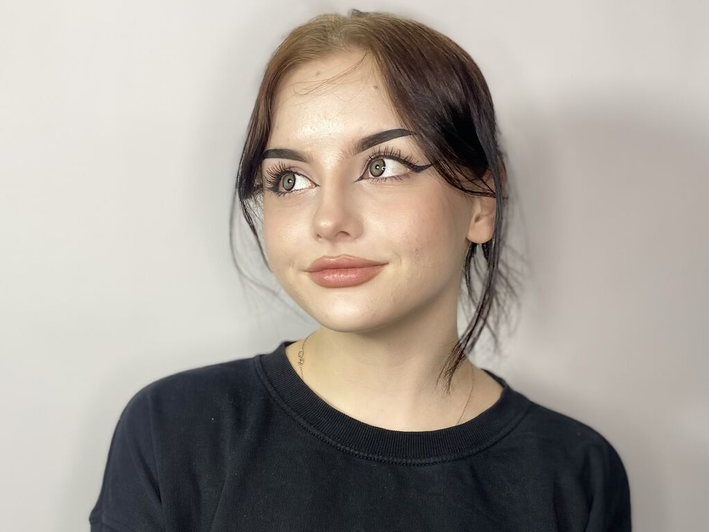 Catebeddingfield's profile - Image n°0