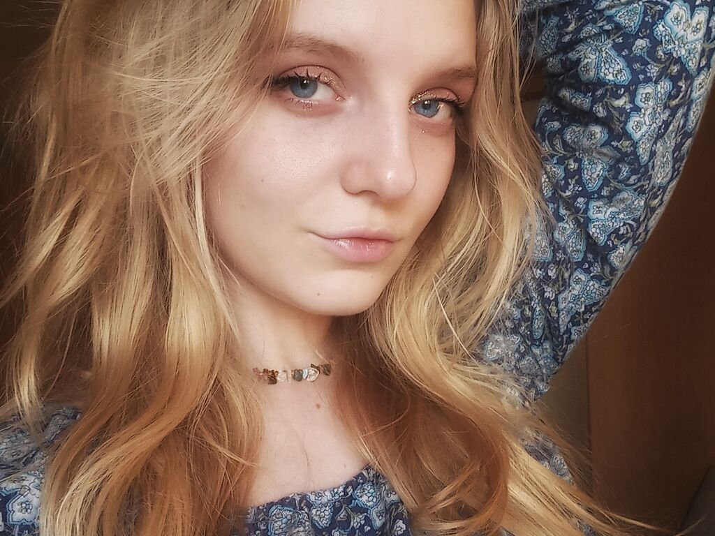 Catinselina's profile - Image n°0
