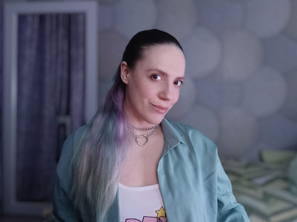 Catrinlanch's profile - Image n°0