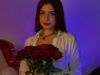 Sexo por webcam con Cattdoll