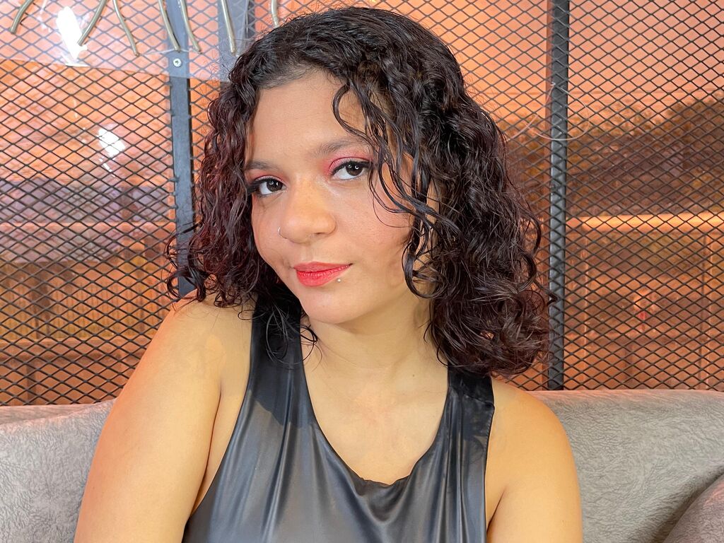 Celestelopezz's profile - Image n°1