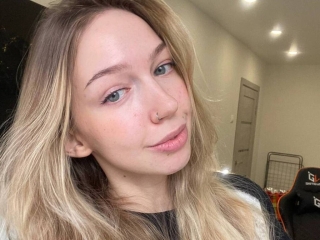 Live Sex Celineamack