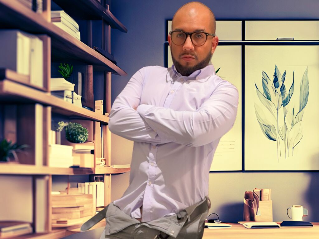 Cesarromo's profile - Image n°0