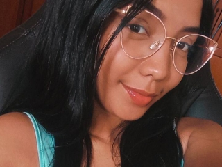 Chanell_Foxy's Sexcam
