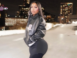 Sexo por webcam con Chanellipsx