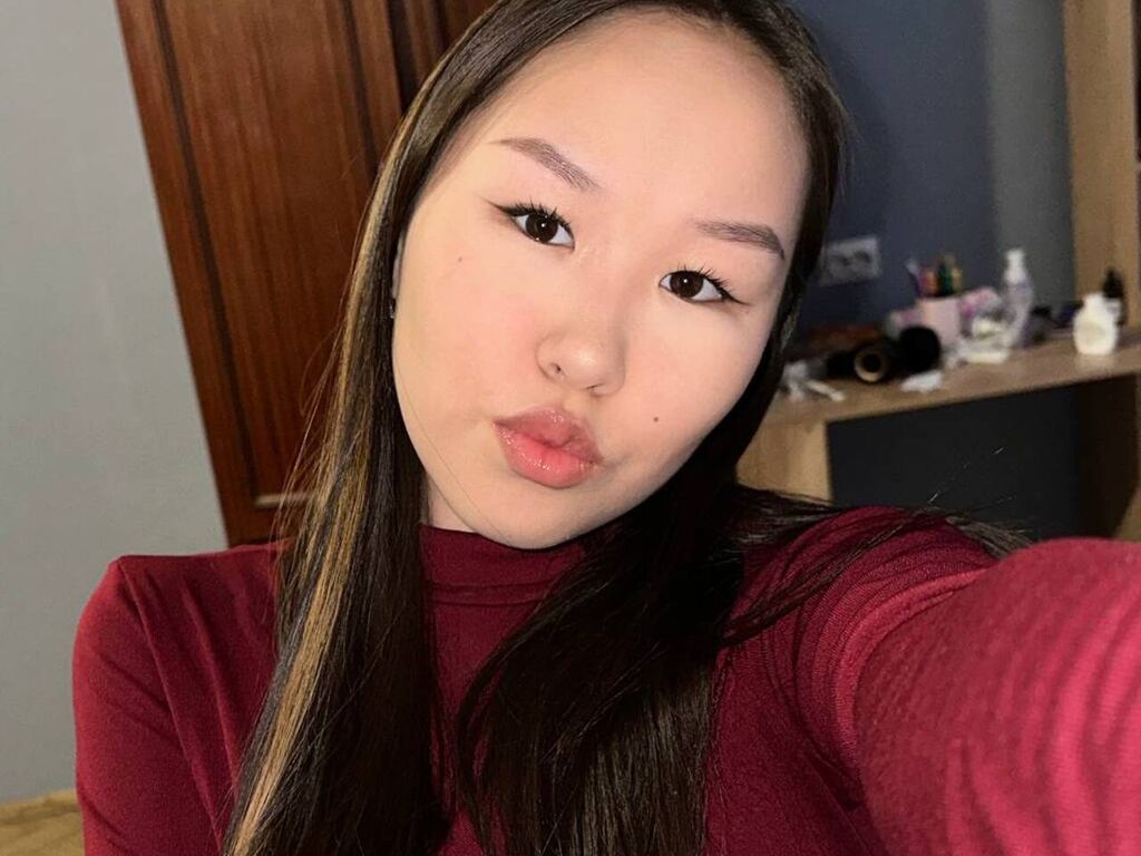 Charakuhnert's profile - Image n°0