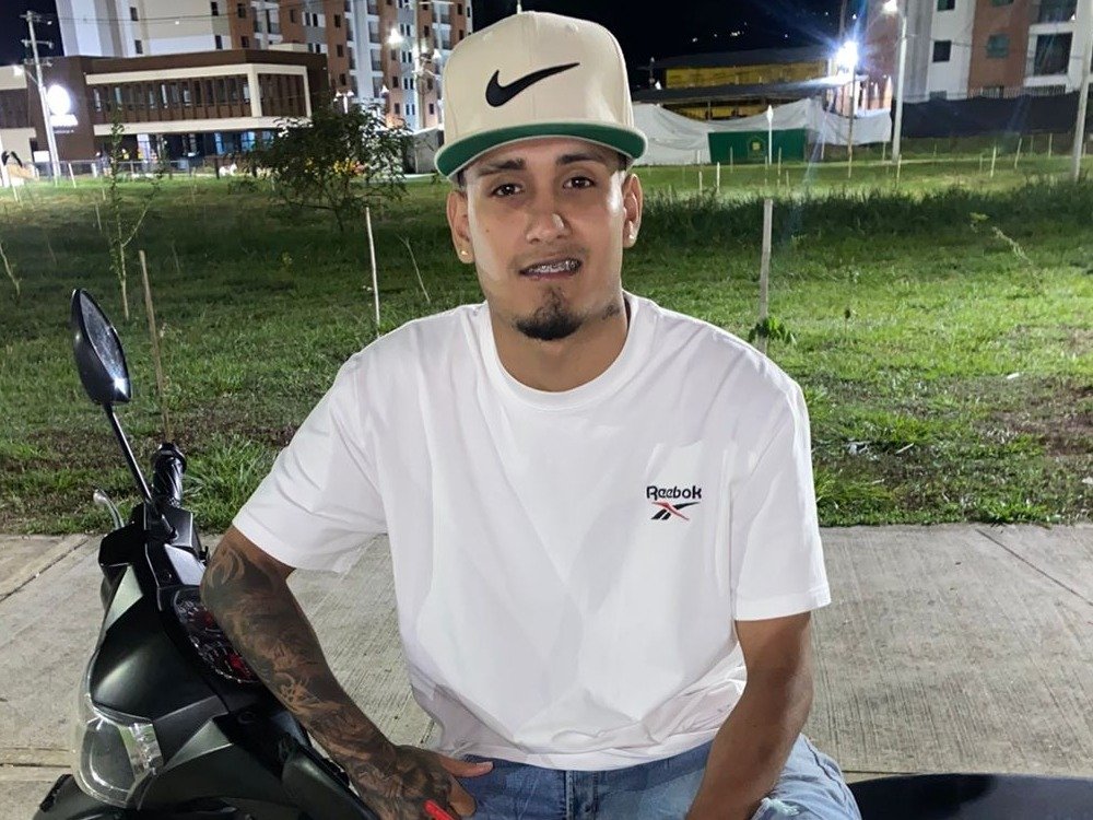 Perfil con Charleshard - Imagen  n°0