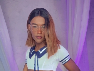 Sexo por webcam con Charlie_Storm