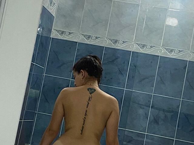 CharlieAmber's profile - Image n°21