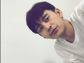 Webcam sex met Charlieblakes