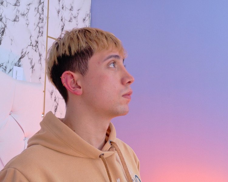 Charliebrownie's profile - Image n°2