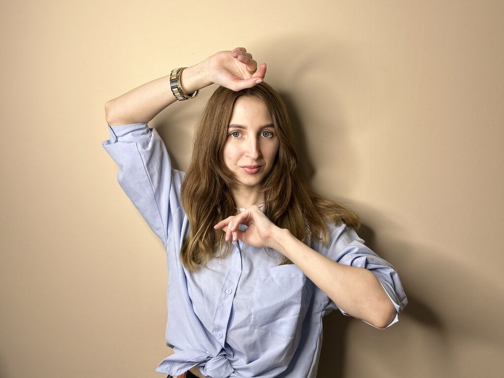 Charlotejenning's profile - Image n°0