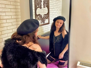 Sexo por webcam con Charloterainnx