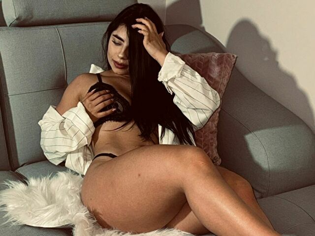 CharlotEvans's profile - Image n°3
