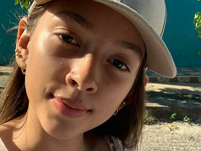 Charlotperez's profile - Image n°1