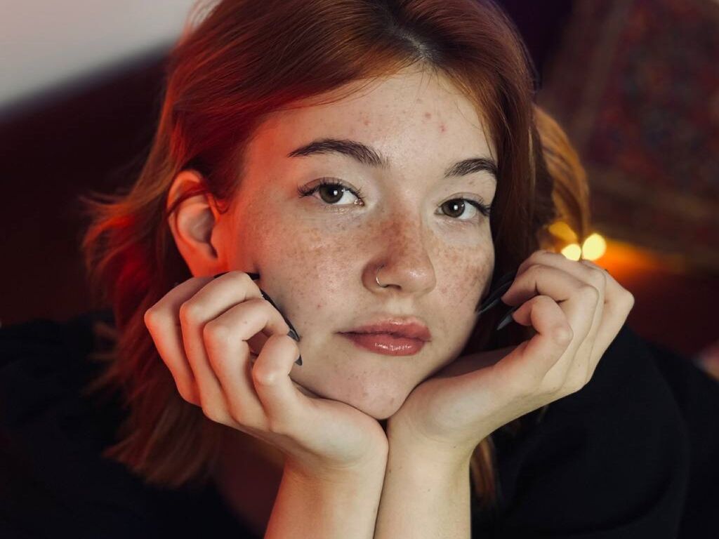 Charlottedenise's profile - Image n°2