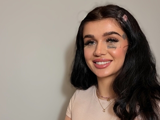 Live Sex CharlotteHot