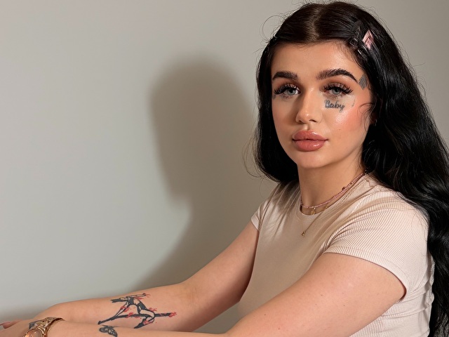 CharlotteHot' profilo - Immagine n°5