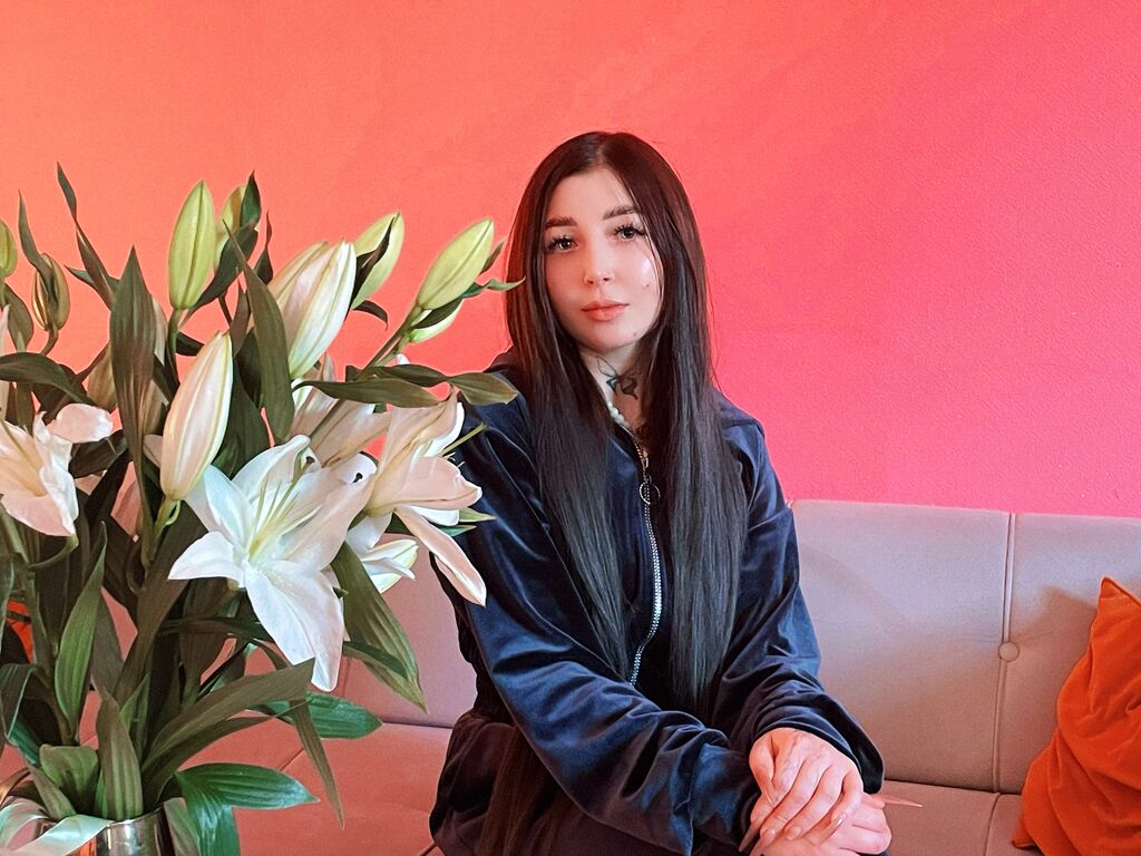 Charlottekeeno's profile - Image n°1