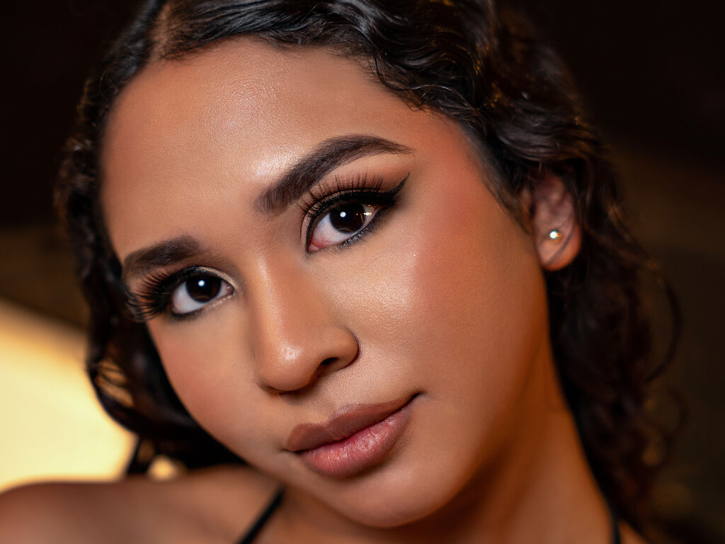 Charlottemontiel's Profil - Bild n°1