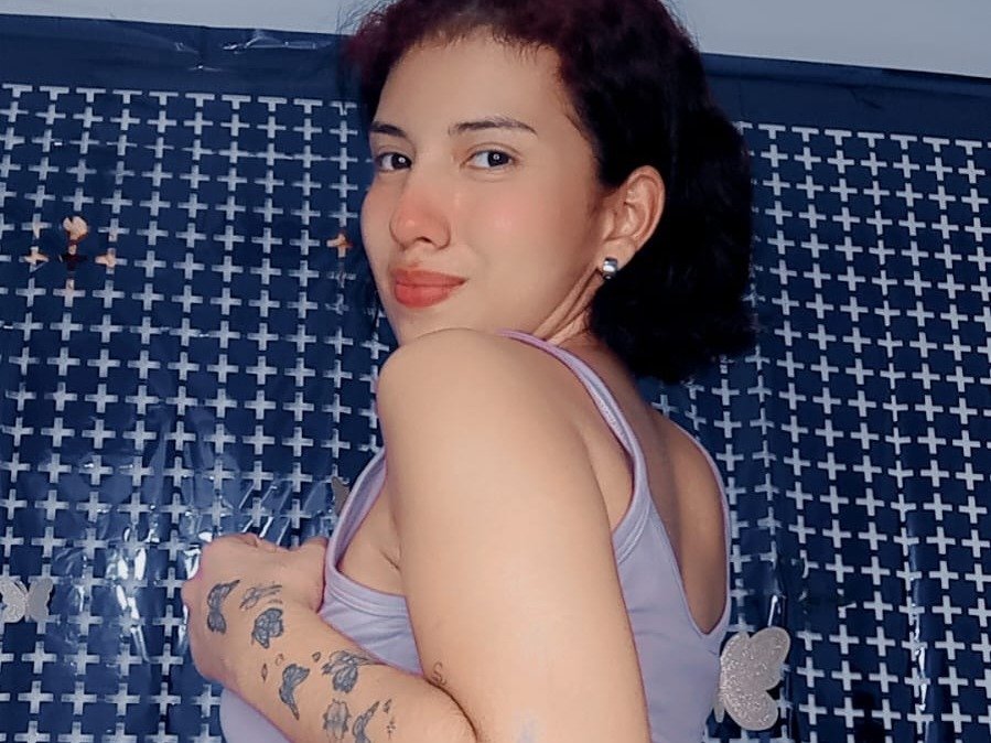 Charlotterussell's profile - Image n°0