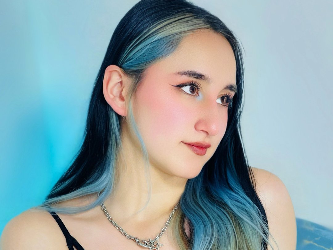 Profil de Charlottestuart - Photo n°1