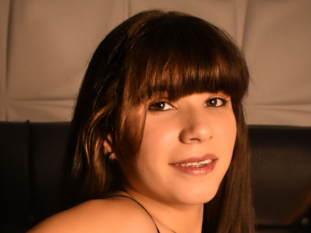 charlottwilliams's profile - Image n°2