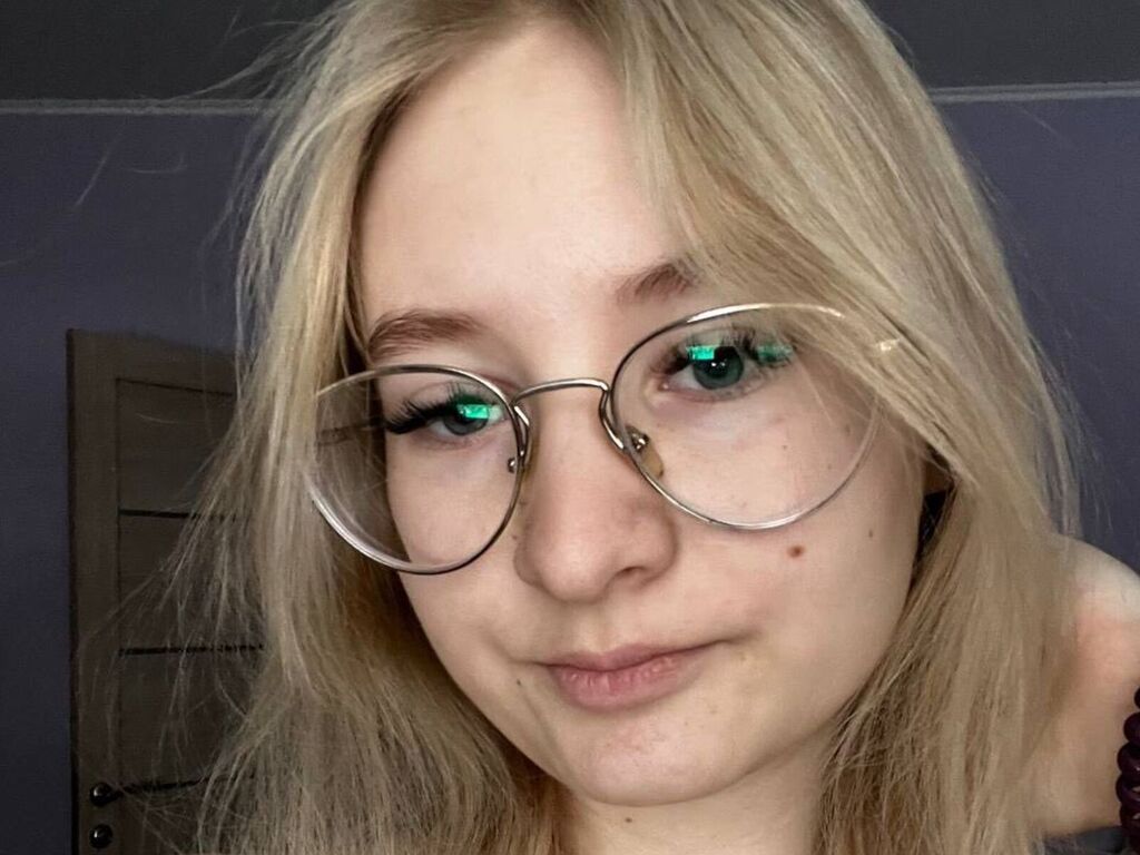 Chelseaedwards's profile - Image n°0