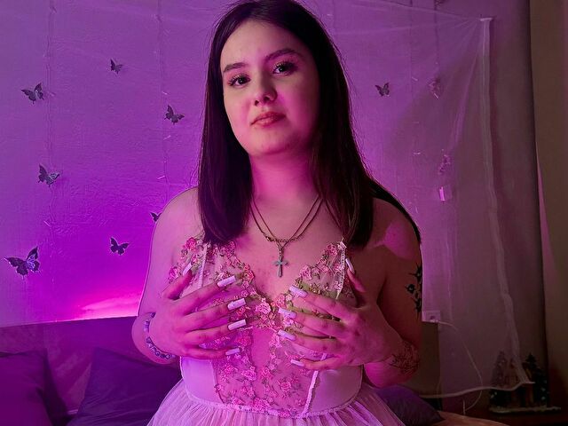 Chelsyberry's profile - Image n°4