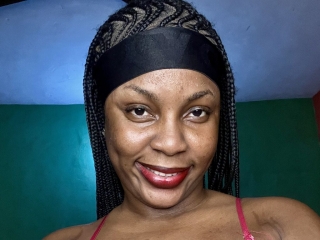 Sexo por webcam con Cheriot