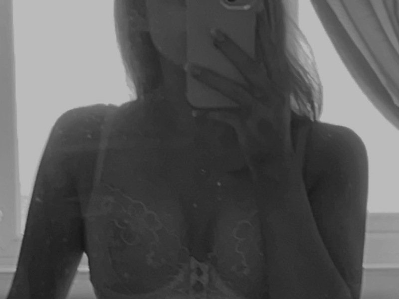 Perfil con Cherryalexis_21 - Imagen  n°0