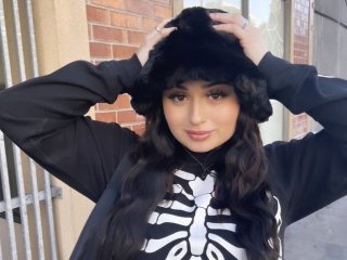 Cherrylynnnn's Sexcam
