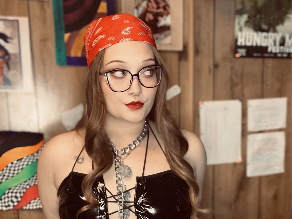 Perfil con Cherryobituary - Imagen  n°1