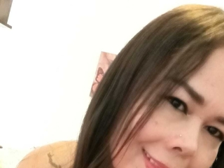 Sexo por webcam con Chiiarafiorre