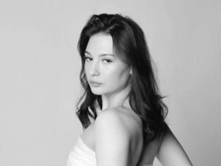 Sexo por webcam con Chloedaffin