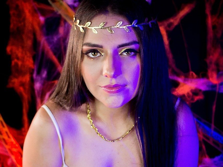 Chloeemorgann's profile - Image n°0